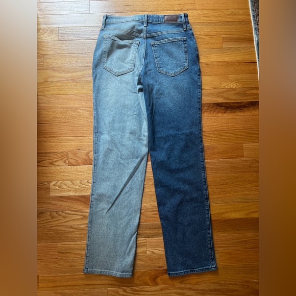 Hollister High Rise, Straight Leg Jeans - Picture 2 of 4